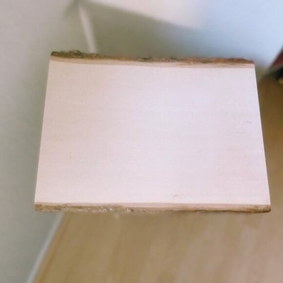 Suenos de Saundra Upcycled, Rare Cigar Box Table w/ 2 Hidden Compartments, - Picture 6 of 14